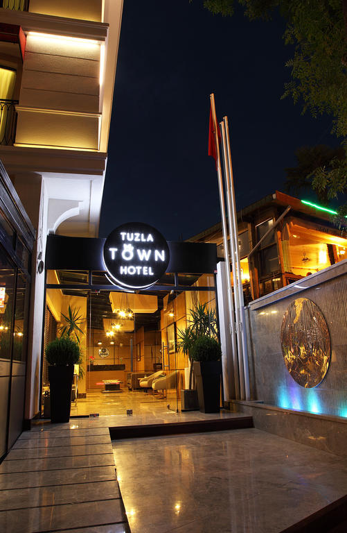 Tuzla Town Hotel Provincia di Provincia di Istanbul Esterno foto